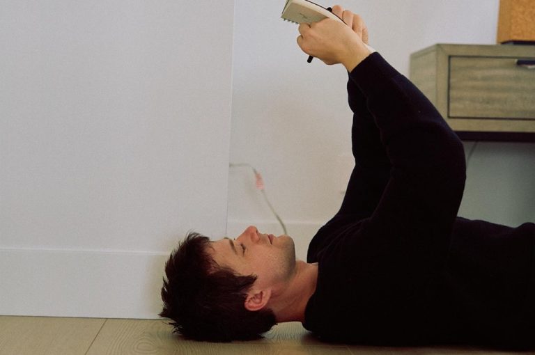 Alec Benjamin